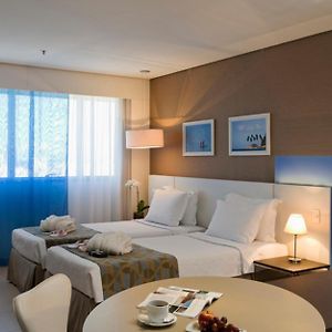 Standard Twin 2 Single Beds