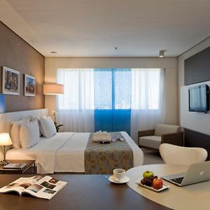Standard Double 1 King Bed